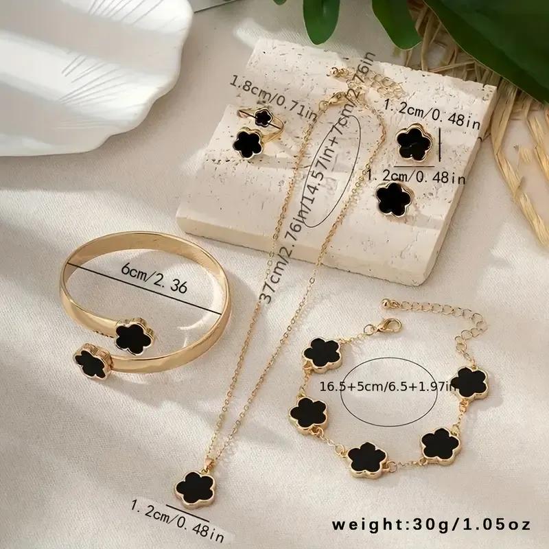 Necklace And Bracelet Set