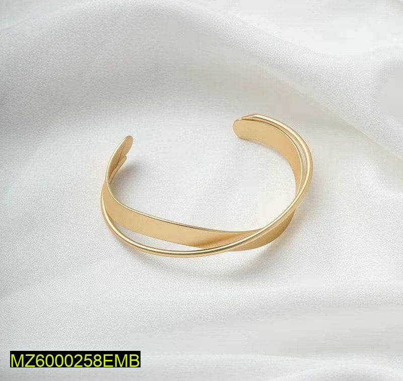 Zigzag Hand Bracelet